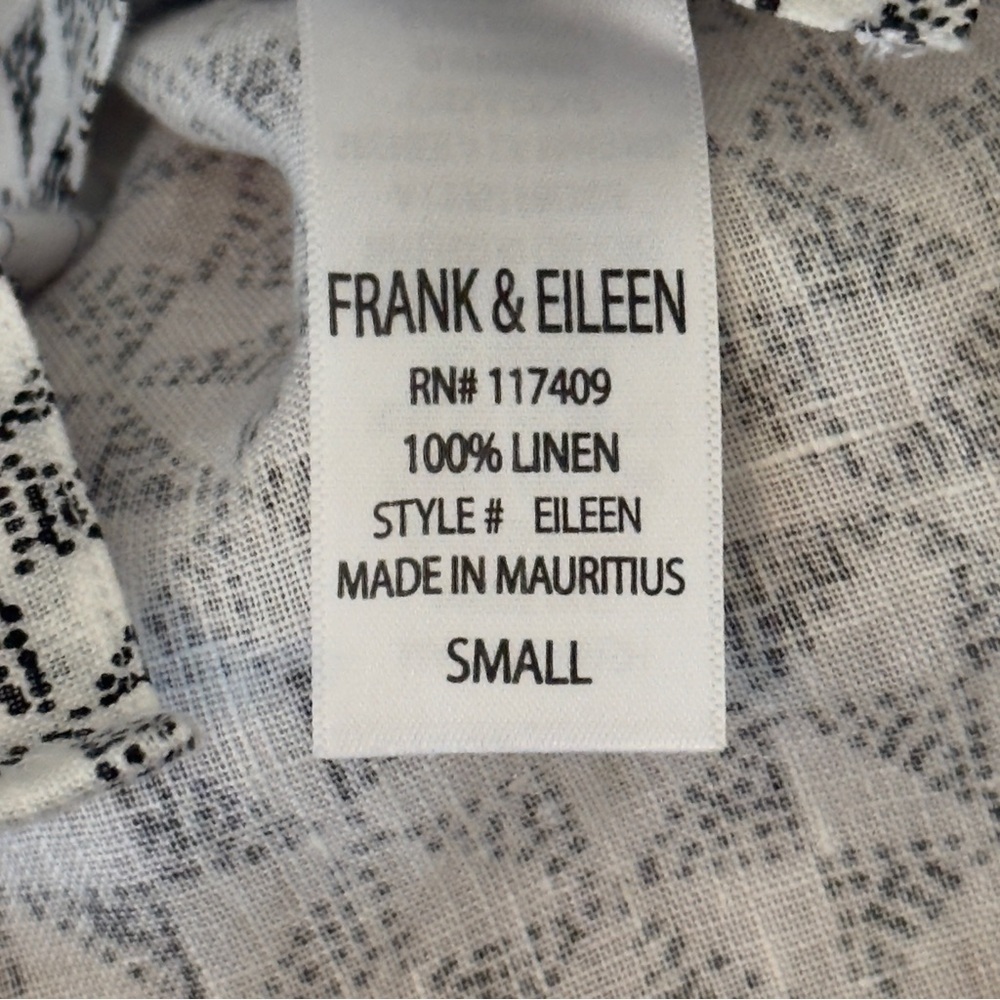 Frank & Eileen Black and White Geometric 
Relaxed Fit Eileen Linen Blouse - Picture 13 of 13